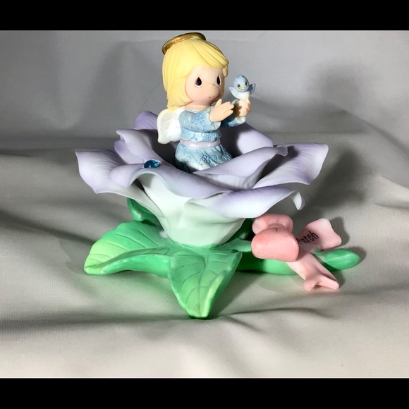 PRECIOUS MOMENTS March Flower 2001 perfect - Picture 4 of 15